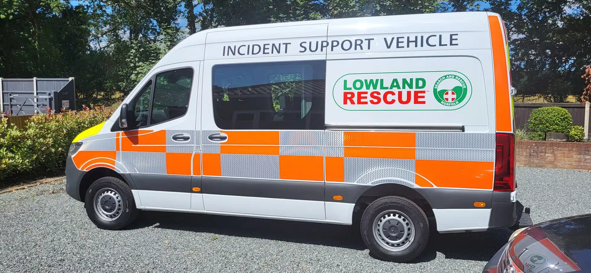 Lowland Rescue, van graphics